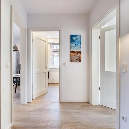 Treibholz Nyaraló Dassow